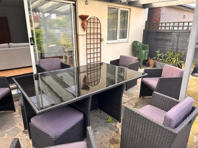 4 Bed House In Daneby Road,Se6 Villa Catford Bagian luar foto